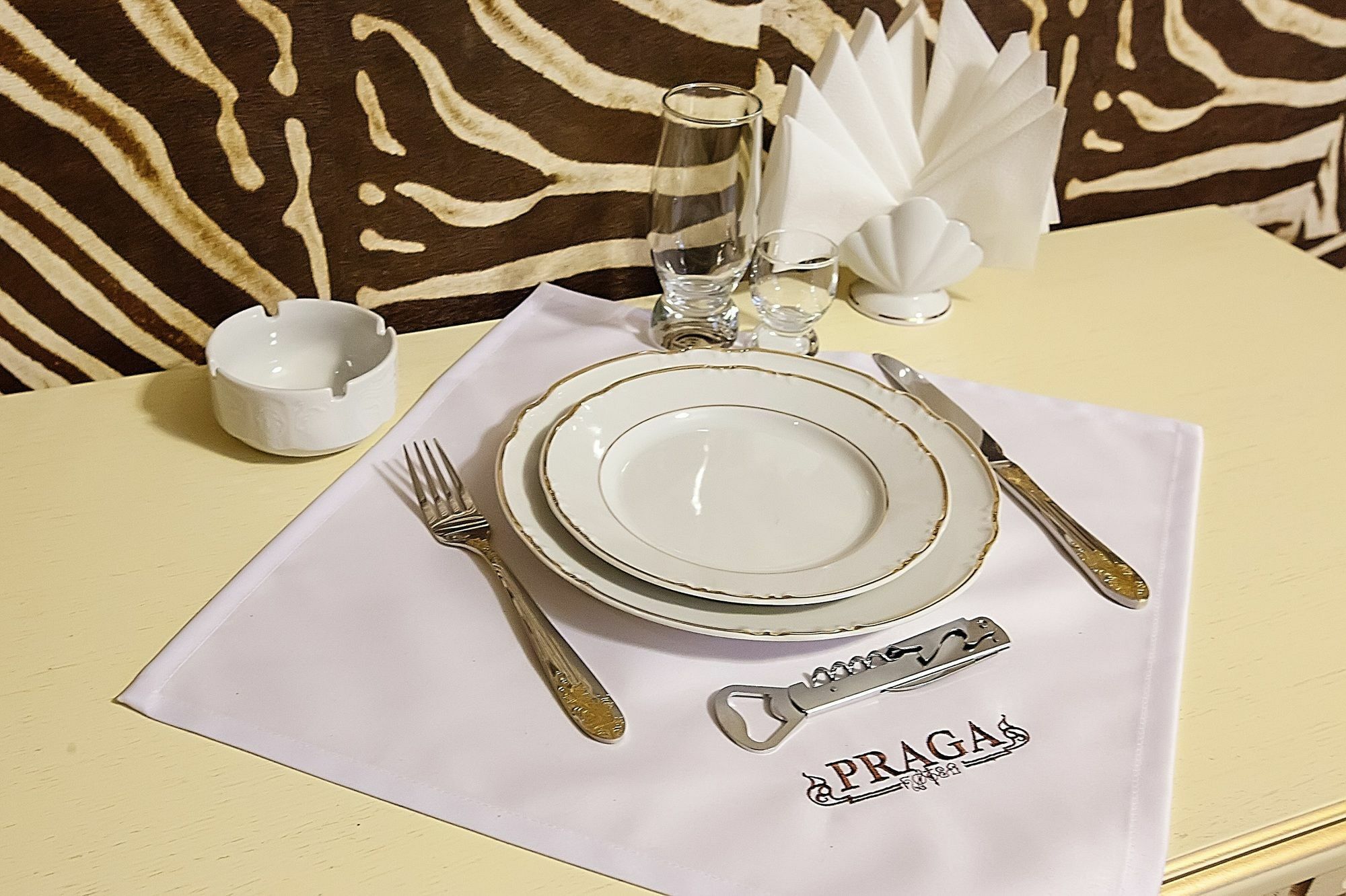 Praga Hotel Krasnodar Restaurant foto